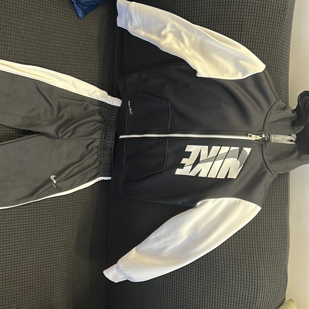 Nike 2 piece tracksuit